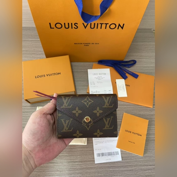 Louis Vuitton Victorine Wallet Fuchsia - Picture 1 of 16